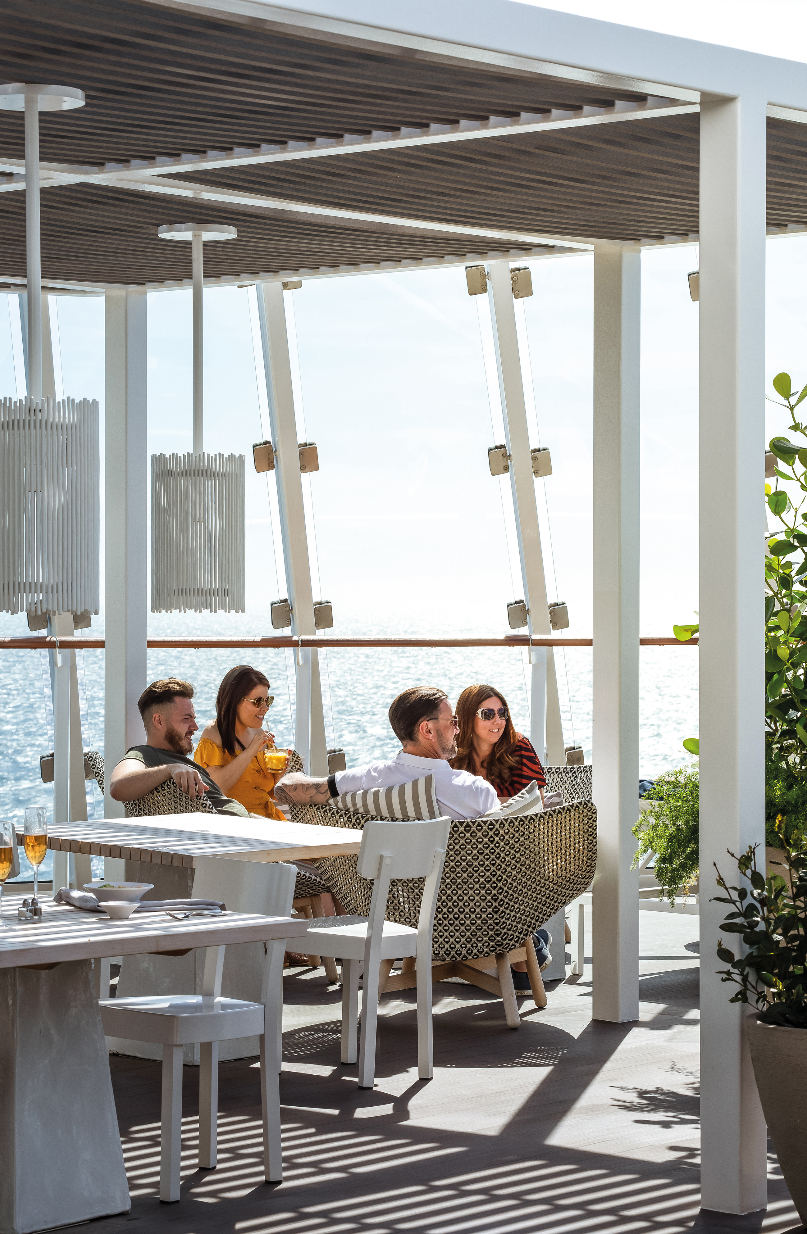 Celebrity Cruises - Celebrity Edge - Retreat sundeck 2.jpg